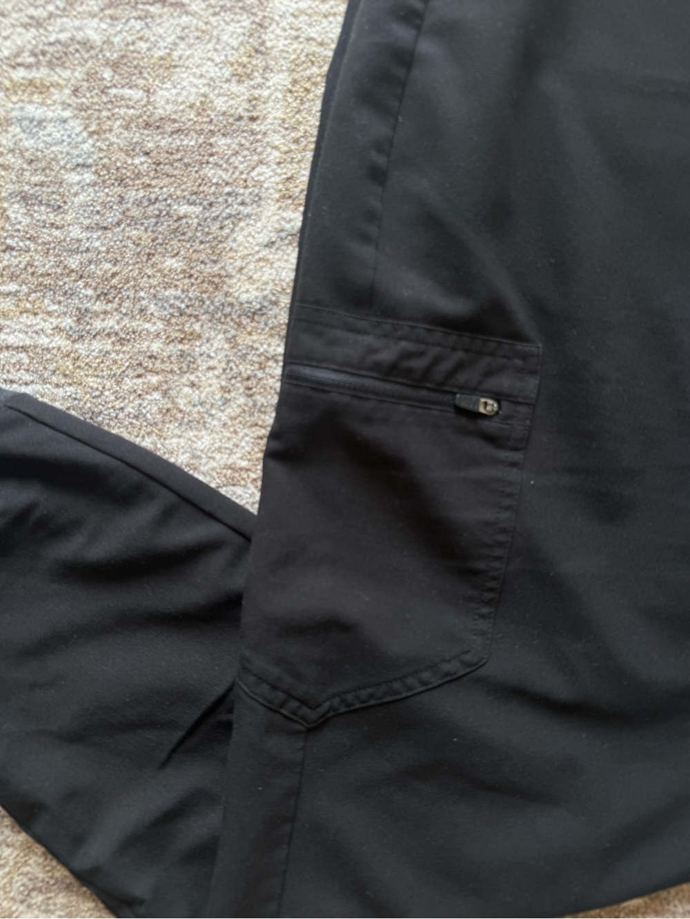 Figs Zamora Black Jogger Scrub Pants - Picture 2 of 8